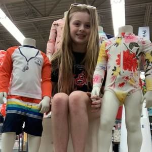 Meet your Posher, Andrea